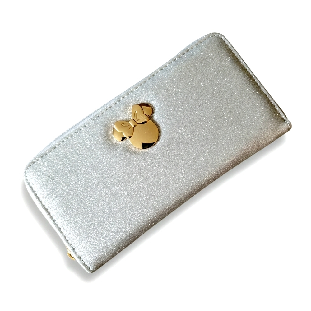 Disney Minnie Mouse Silver Glitter Wallet NWOT